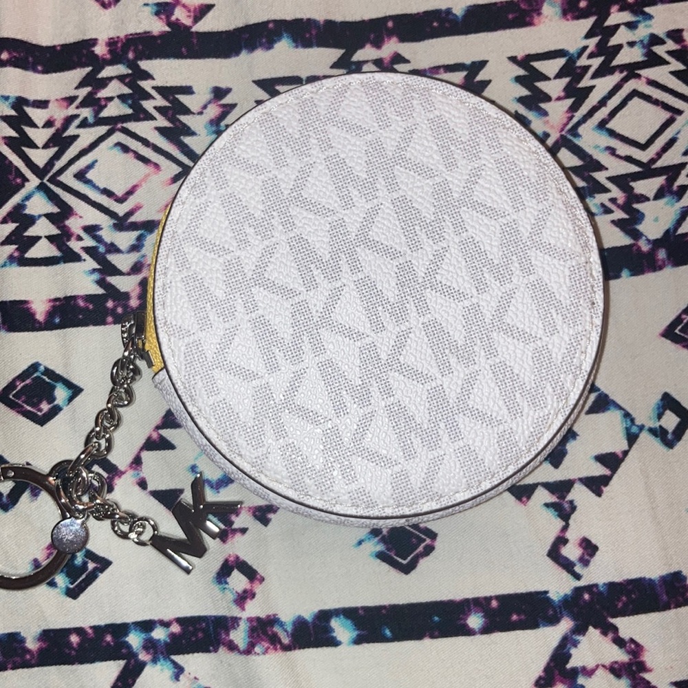 Michael kors coin purse